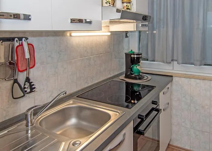 Apartament With Parking Space - 23336 Pula